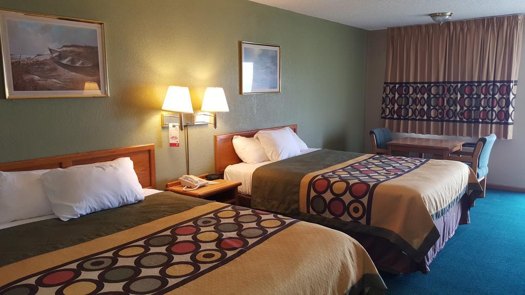 Budgetel Inn & Suites Butler 外观 照片